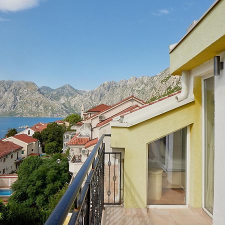 2Montenegro Mimoza Apartments Dobrota Exteriér fotografie