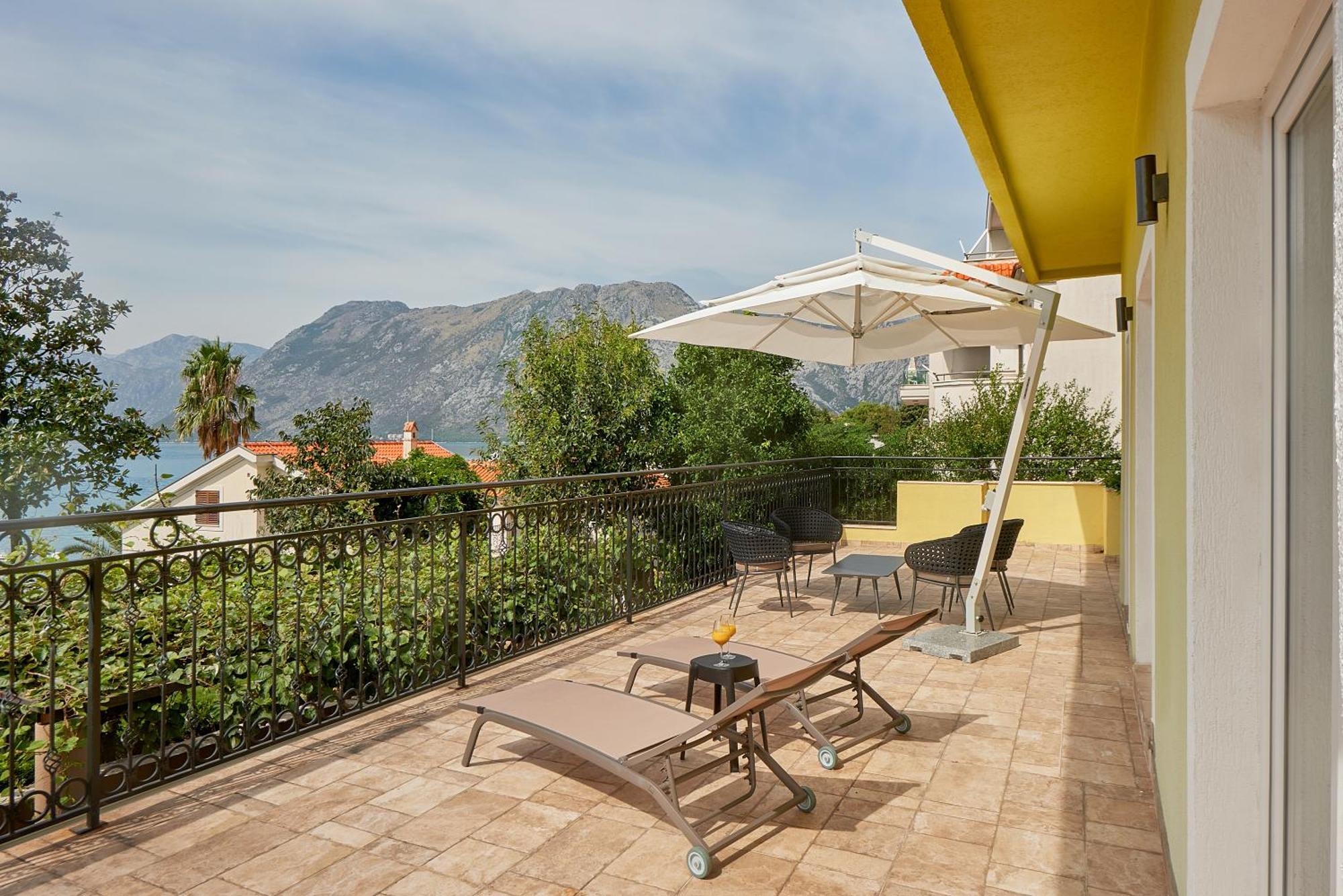 2Montenegro Mimoza Apartments Dobrota Exteriér fotografie