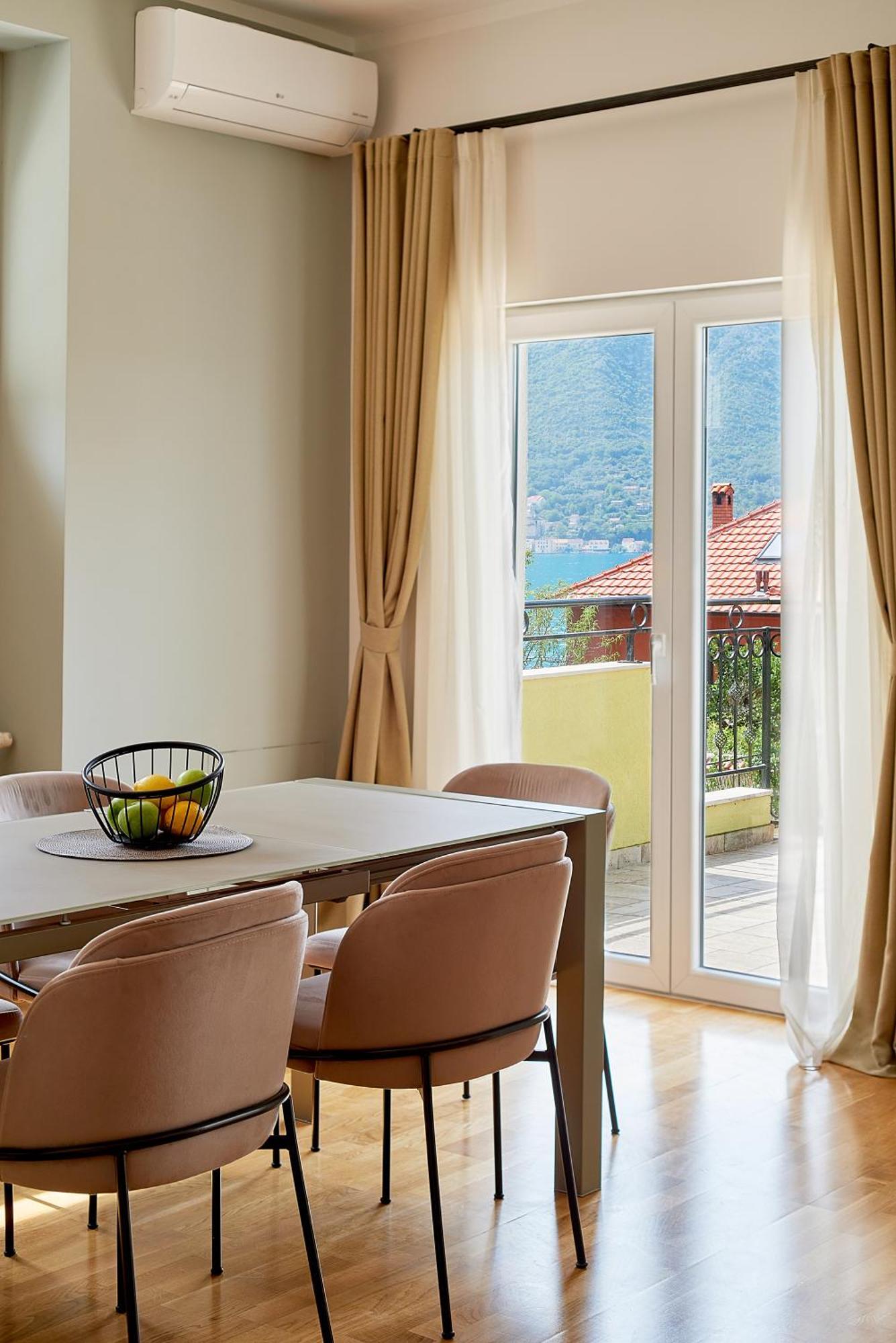 2Montenegro Mimoza Apartments Dobrota Exteriér fotografie